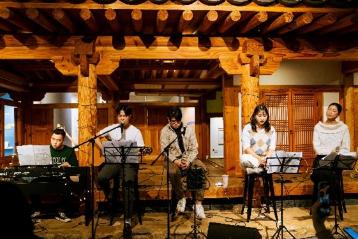  CHRISTMAS PARTY: CONCERT &amp; WORKSHOP